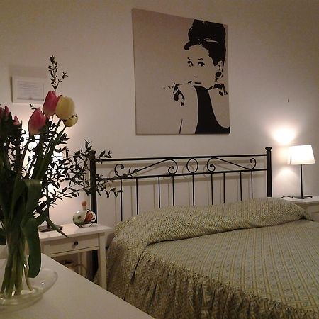 B&B Trastevere In Bed Rome Room photo